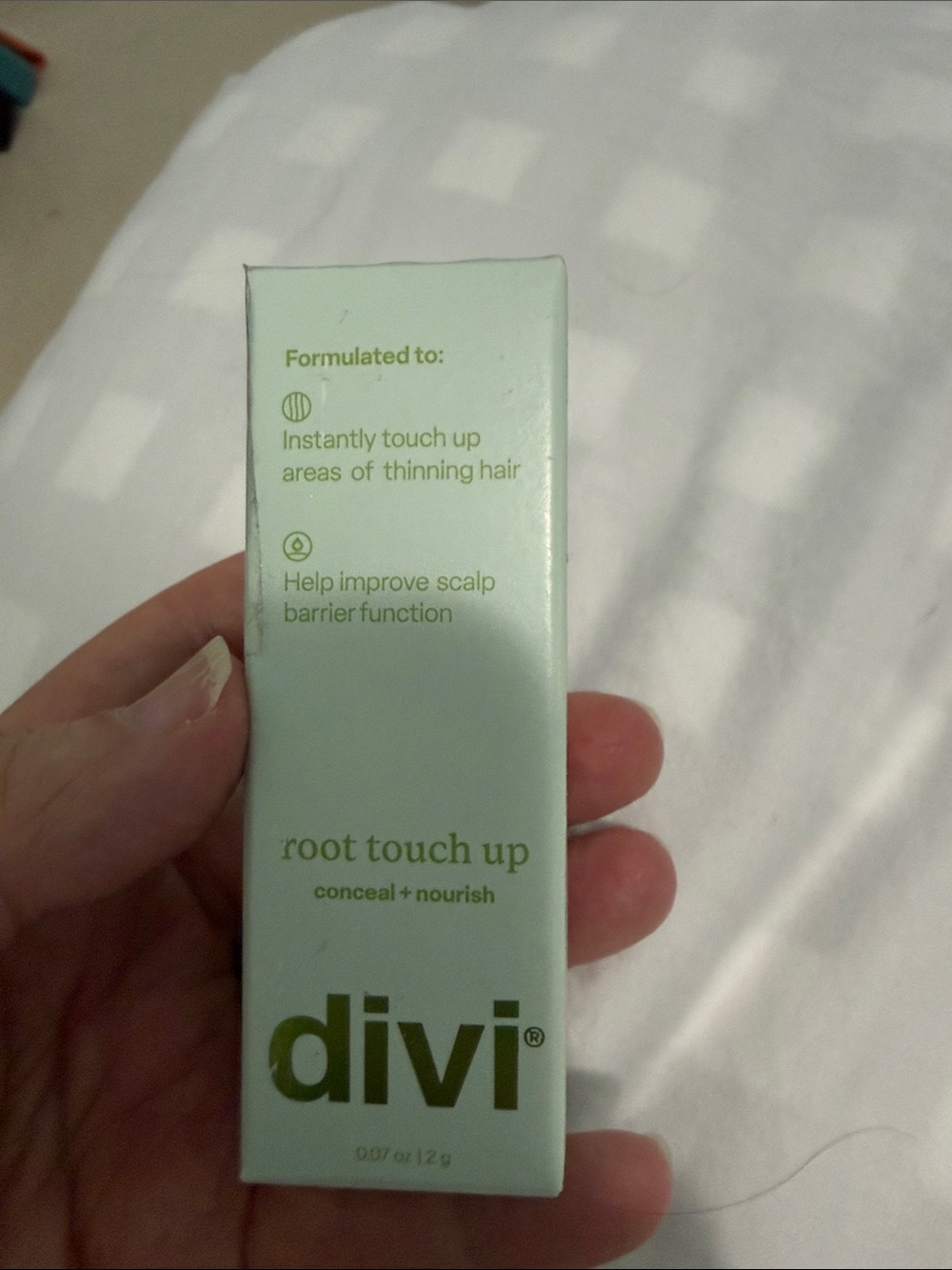 Root Touch Up Conceal + Nourish - Pale Green